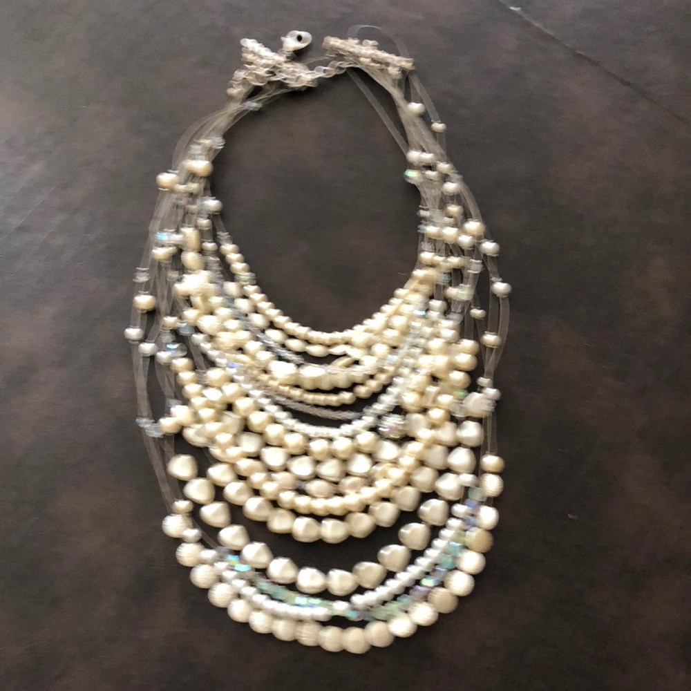 Layered pearl necklace